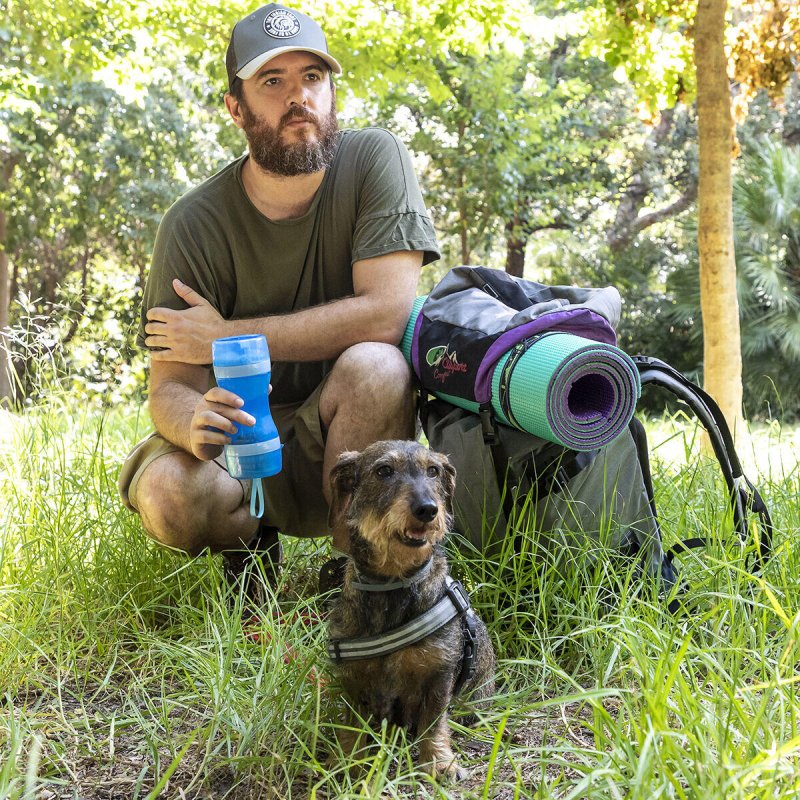 Botella con Depósito de Agua y Comida para Mascotas 2 en 1 Pettap - Pequiti