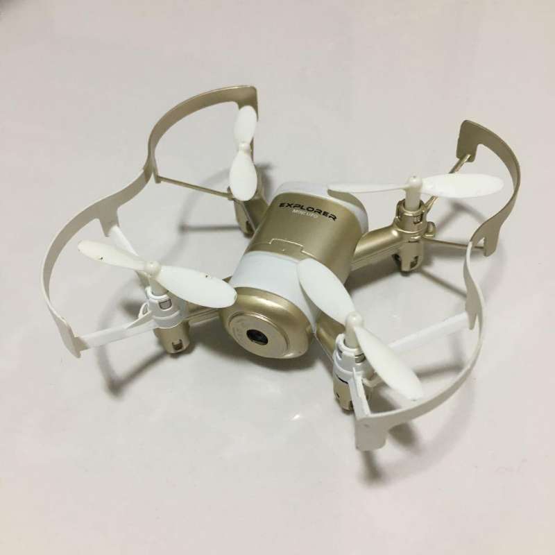 Mini dron con diseño innovador
