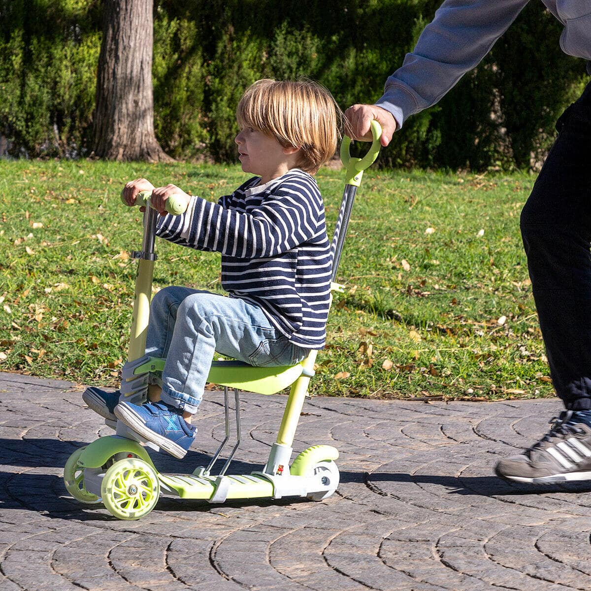 Patinete niños altura regulable
